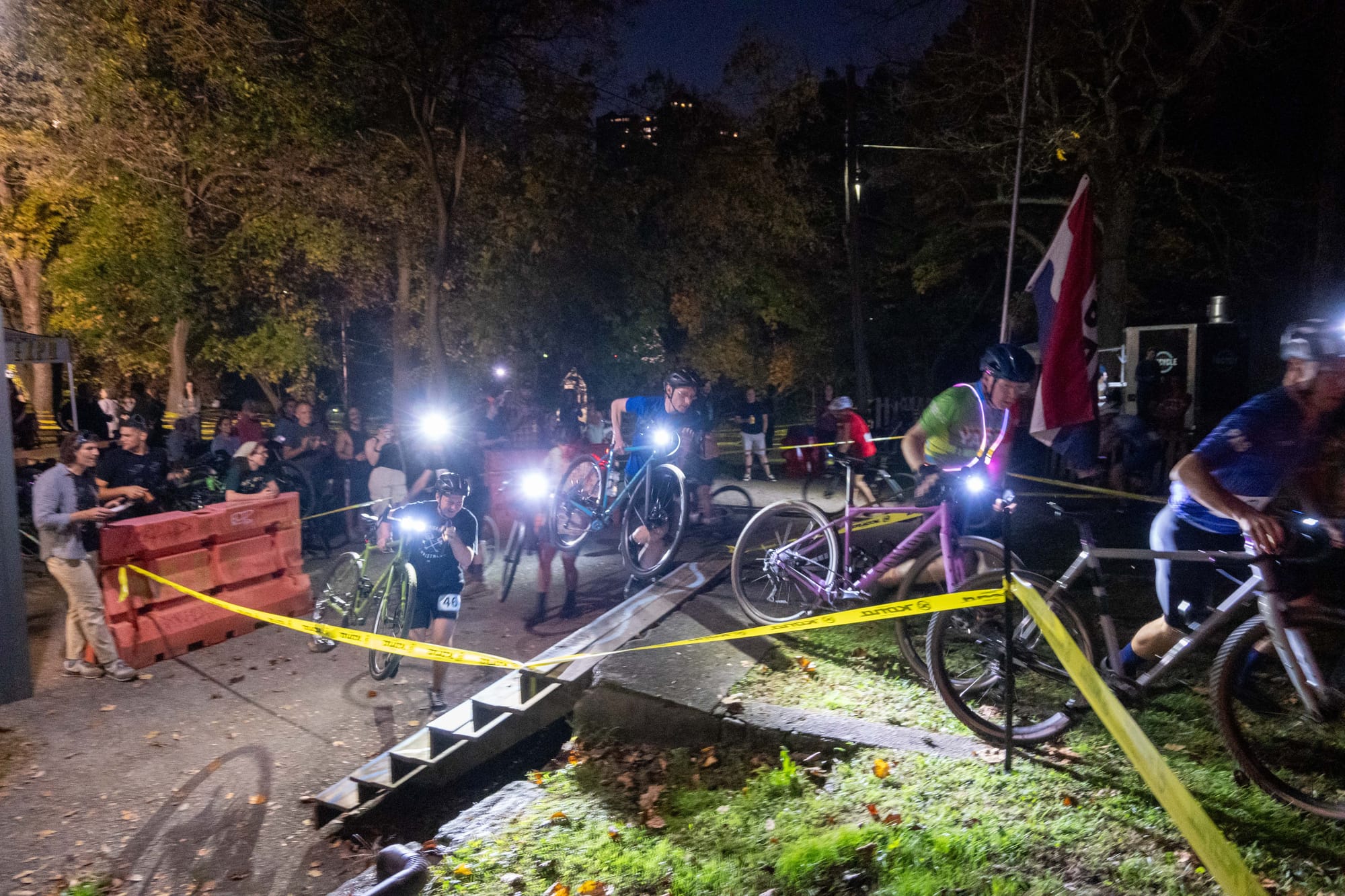 Broken Bell CX and the Schist Show at PAPERtrail Bike Cafe